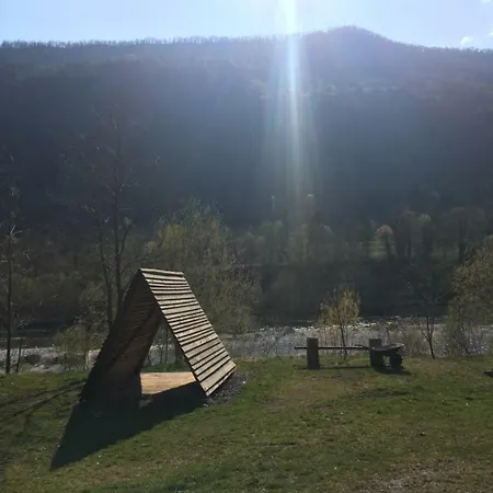 营地 Camp Gabrje